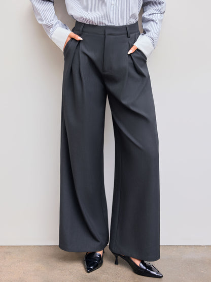 Mid Rise Straight Leg Pleated Trouser